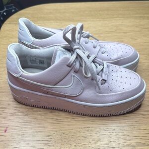 Nike Women's Pink Sneakers